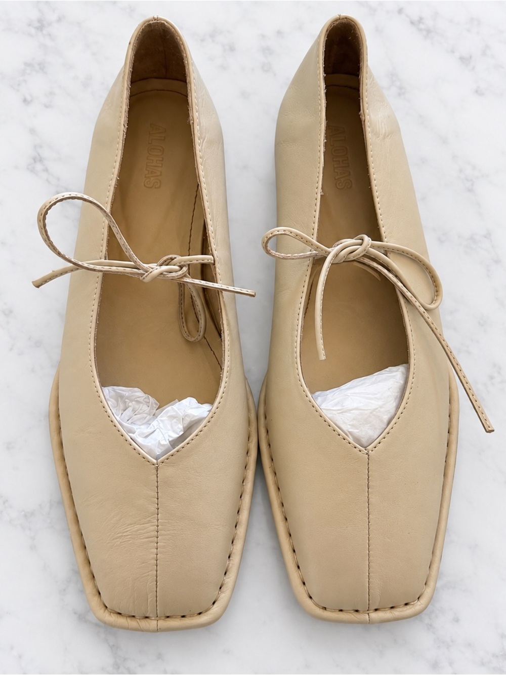 ALOHAS Sway Cream Leather Ballet Flats EU 37 / US 6.5 New With Box